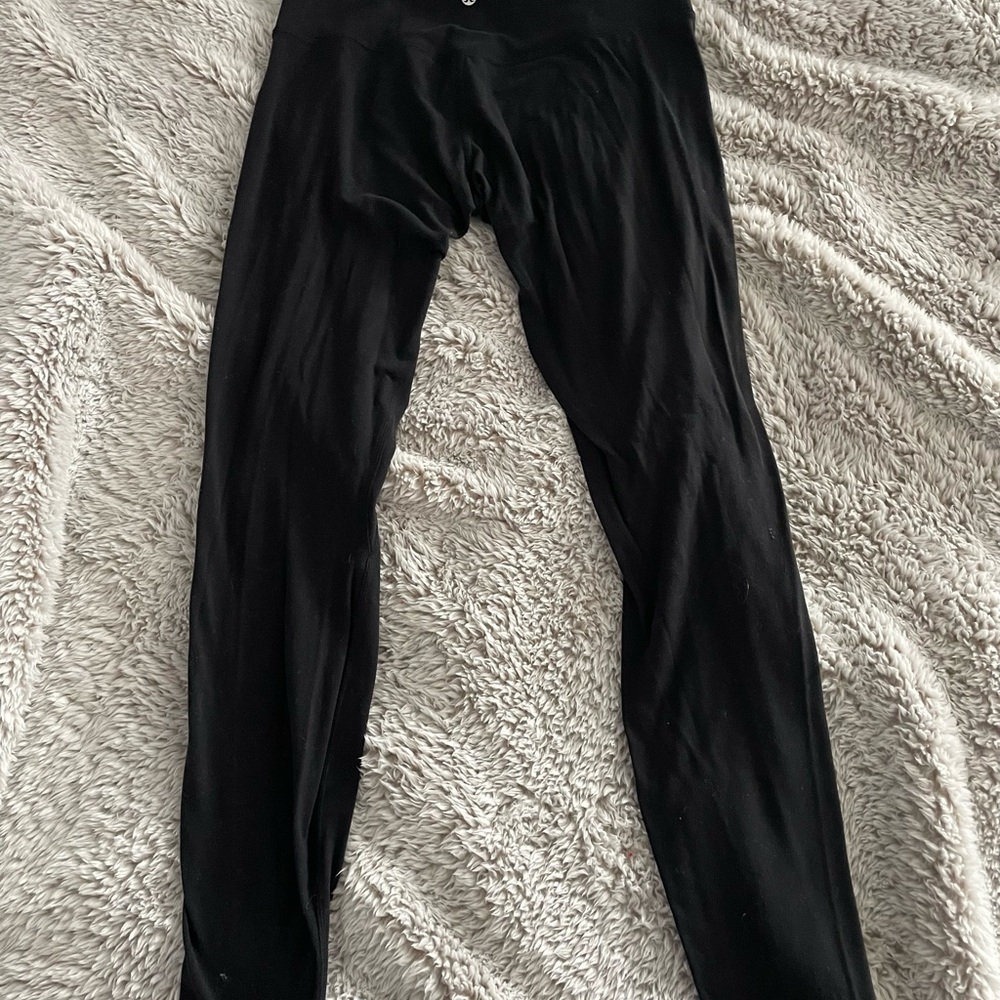 Womens Lululemon align pant 28’ leggings size 8